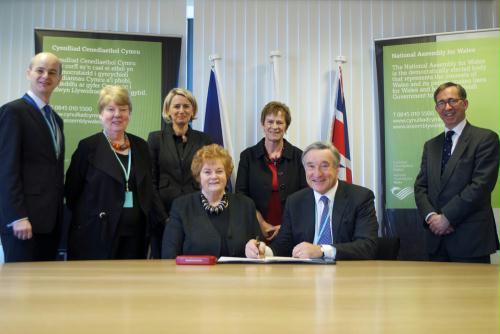 Pictured standing from l-r Colm McGivern – Regional Director British Council; Professor Elan Closs Stephens – Chair Wales Advisory Committee; Rebecca Matthews, Wales Director British Council; Joyce Watson AM; David Melding AM, Deputy Presiding Officer   Front from l-r Presiding Officer, Rosemary Butler AM, and Sir Vernon Ellis, Chair of the British Council.