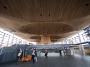 Senedd Cwrt