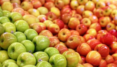 Loose red and green apples.