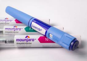 Image showing Mounjaro and Saxenda injection pens