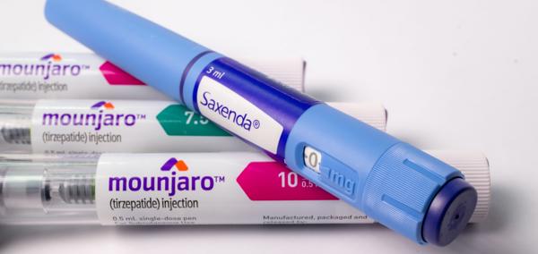 Image showing Mounjaro and Saxenda injection pens